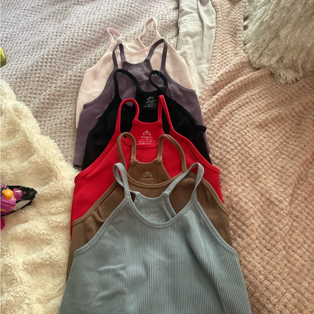 Colorful Ribbed Crop Tank Tops - Picture 4 of 6